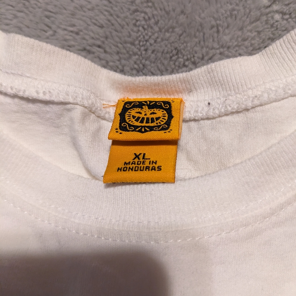 Holiday T-shirts - Picture 6 of 7